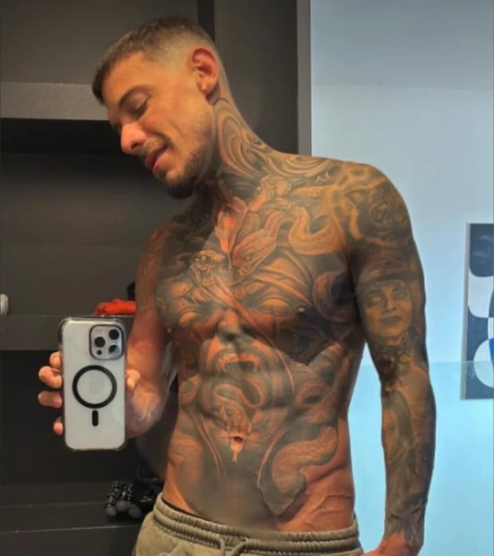 Chrisdiamondclub OnlyFans athletic tattooed creator