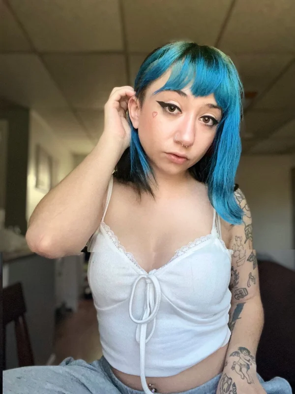 Chrissy Lauren - OnlyFans Creator Profile Picture