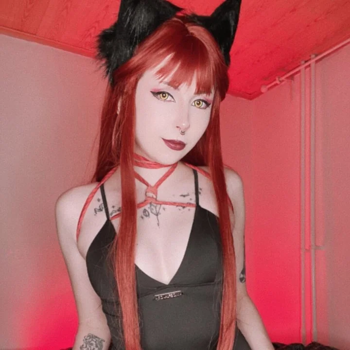Christine Usi OnlyFans profile