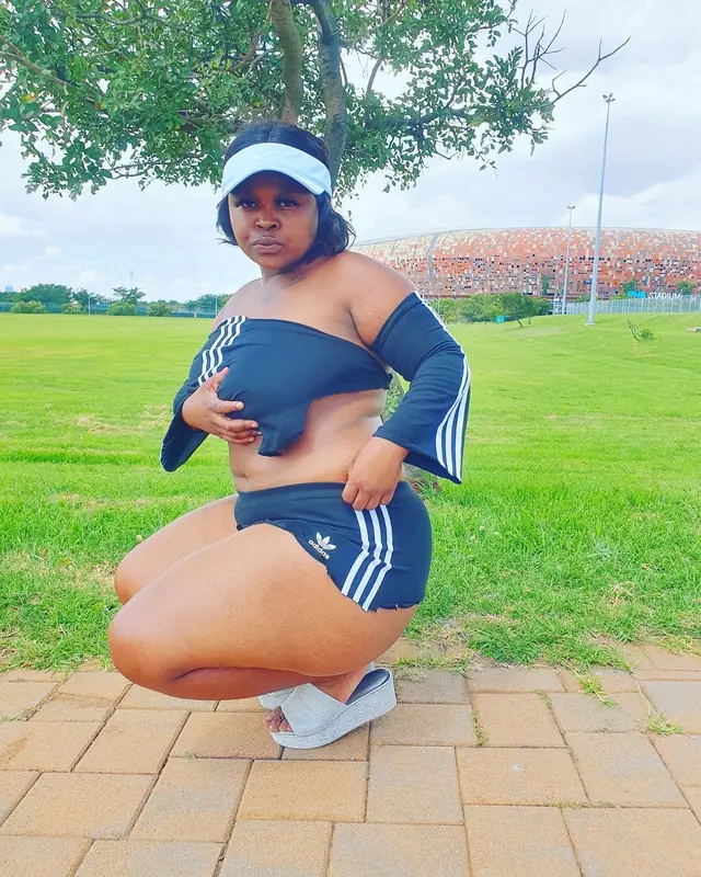 Simphiwe OnlyFans creator with a big booty