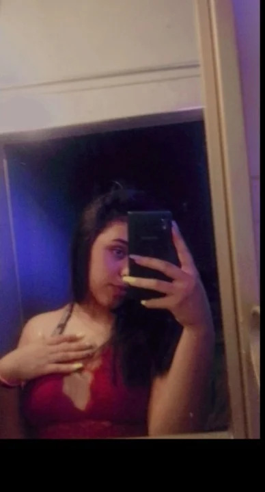 Cinthya OnlyFans 18 year old creator