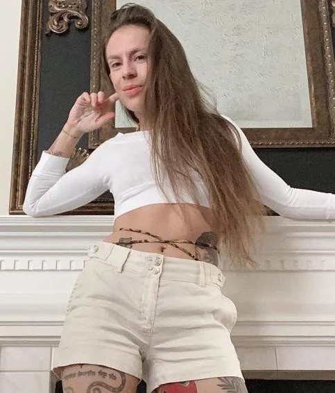 Ciren Verde OnlyFans creator with exclusive content