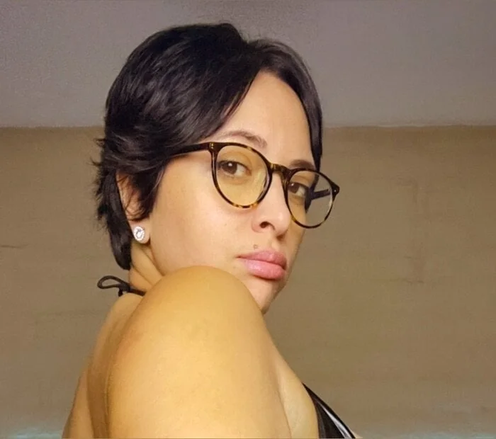 Citygirlsuplol OnlyFans Profile Citygirlsuplol OnlyFans Creator with Black Hair