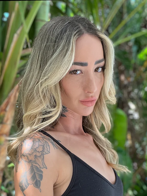 Claire Lush - OnlyFans Creator Profile Picture