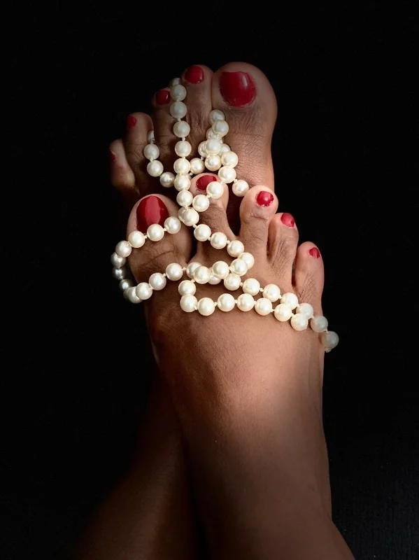 Cleo 🦶🏽 OnlyFans profile
