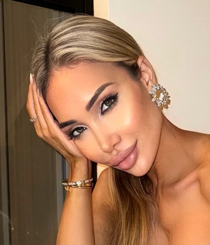 connyhawk - OnlyFans Creator Profile Picture