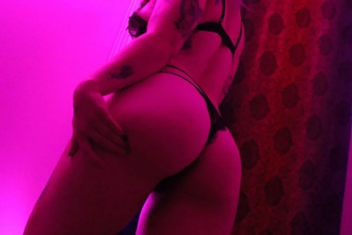 Jade OnlyFans Profile Jade OnlyFans big booty goth girl