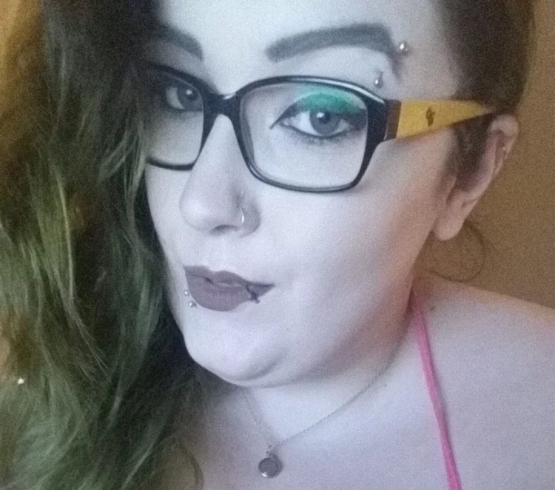 Huge Titty Queen • Corii Siren 4 Sale! OnlyFans profile