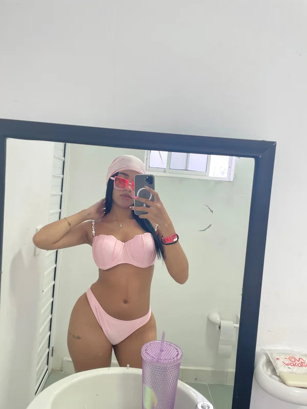 Cristal Nicols OnlyFans cute petite creator
