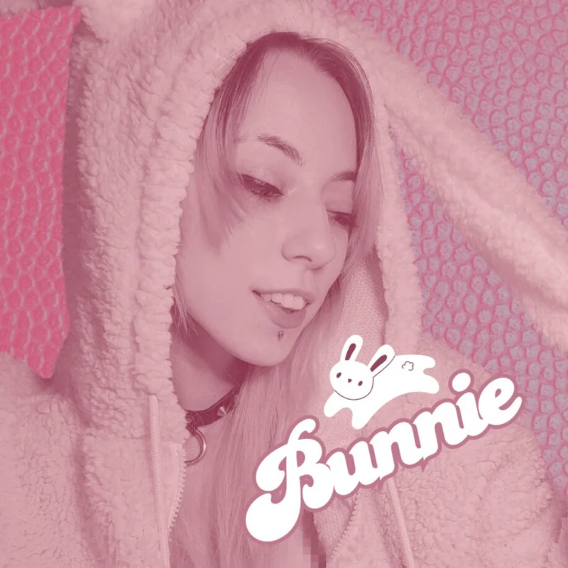 Bunnie OnlyFans Profile Bunnie OnlyFans petite submissive creator