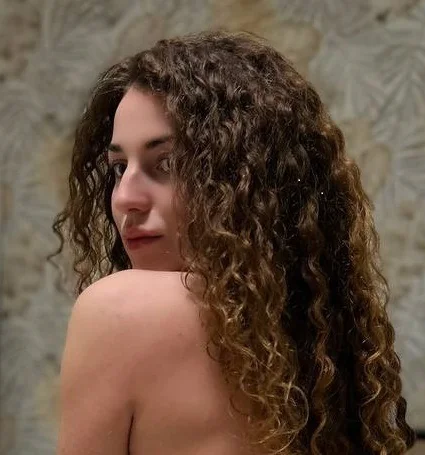 Curly Sue OnlyFans Profile Curly Sue OnlyFans captivating photos