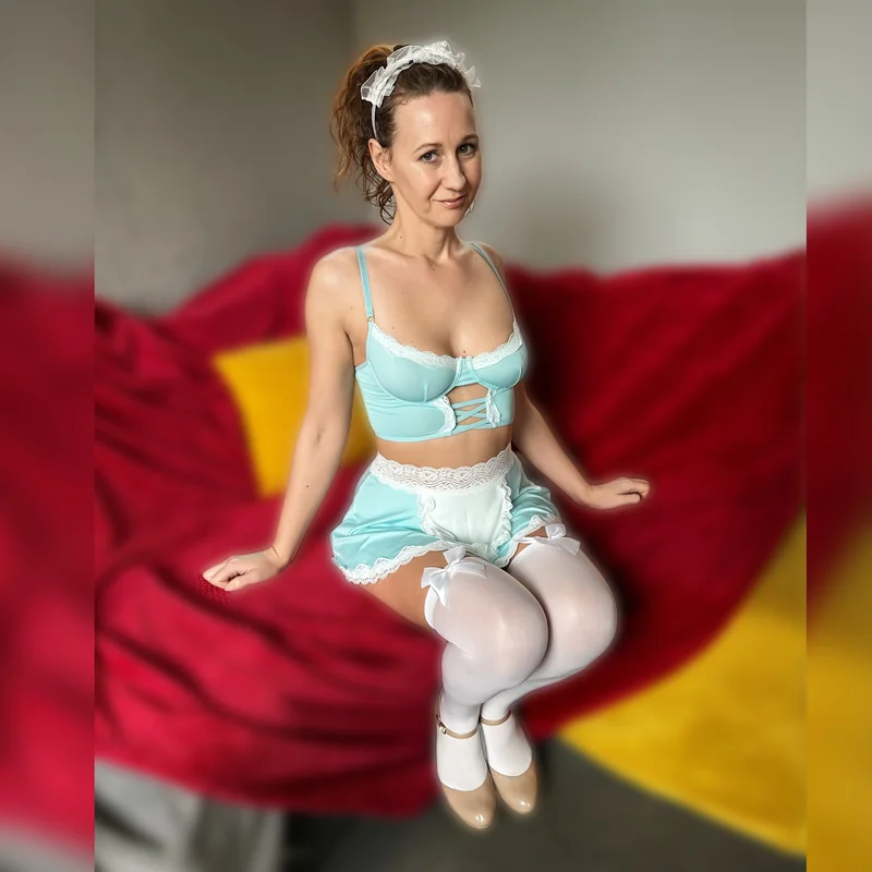 Cute Lissy - VIP Page OnlyFans creator with exclusive content