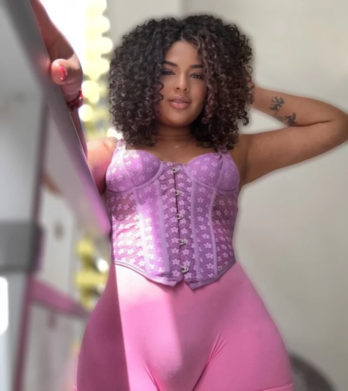 HUGEST PUSSY ON HERE OnlyFans with exclusive content