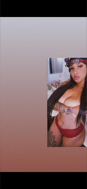Dahni OnlyFans profile