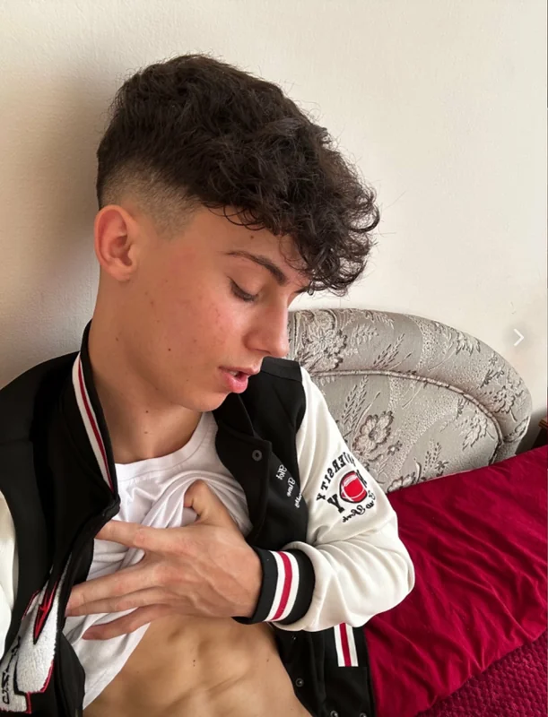 Chris OnlyFans Profile Chris OnlyFans content creator with exclusive videos