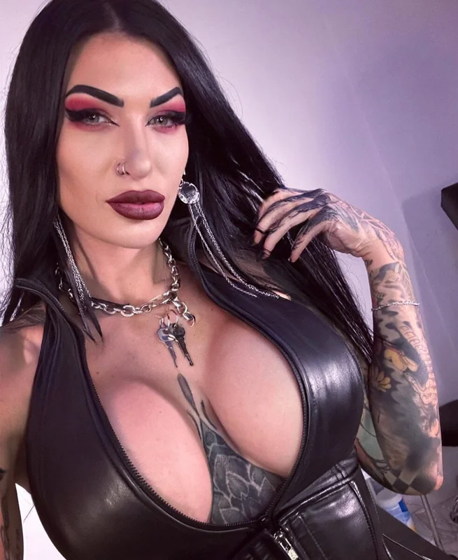 Mistress Damazonia - OnlyFans Creator Profile Picture