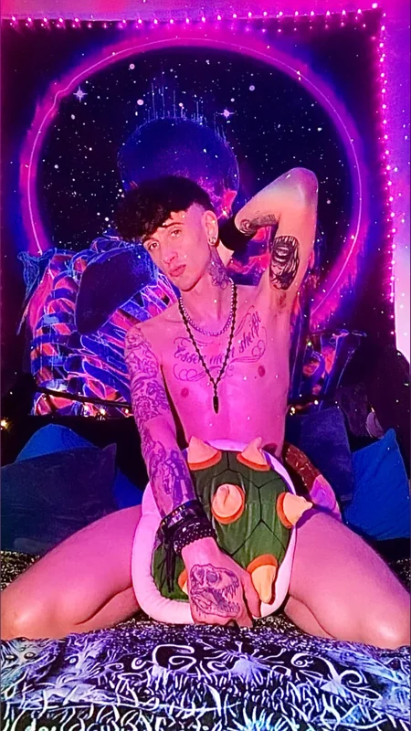 Damnagotchi OnlyFans Creator Profile Damnagotchi OnlyFans tatted alternative gamer