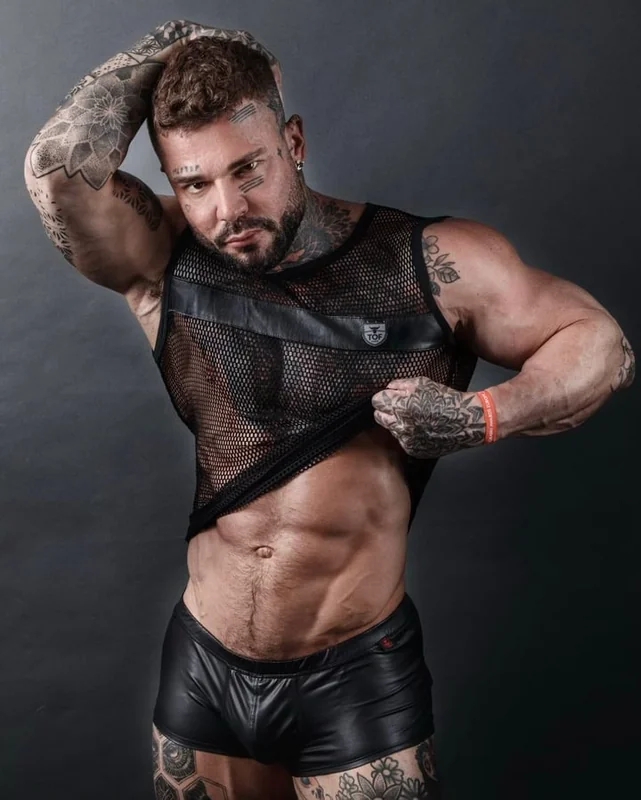 Dannystarrx OnlyFans exclusive content creator