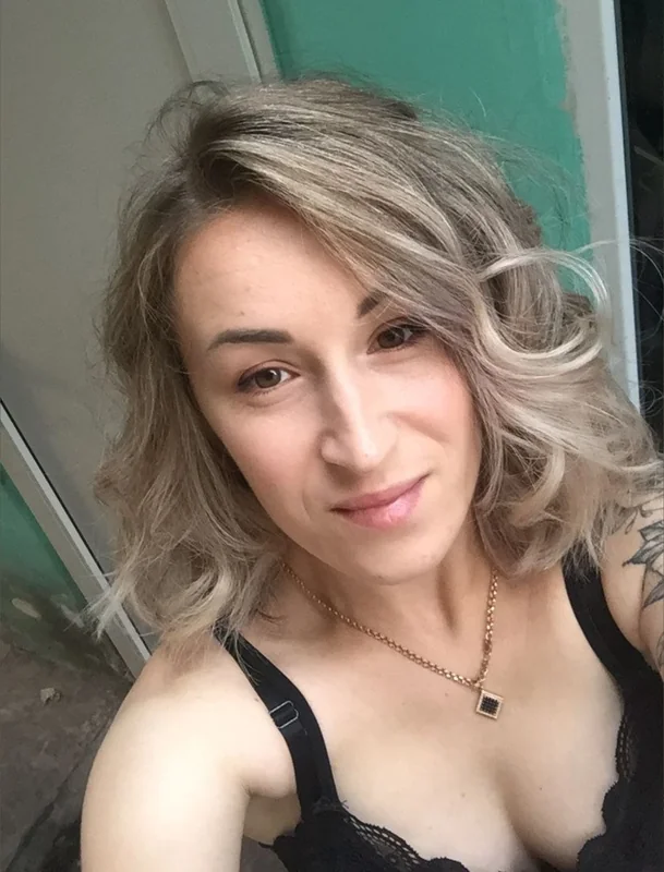 DariaLoves OnlyFans Profile DariaLoves OnlyFans creator showcasing fitness and beauty.