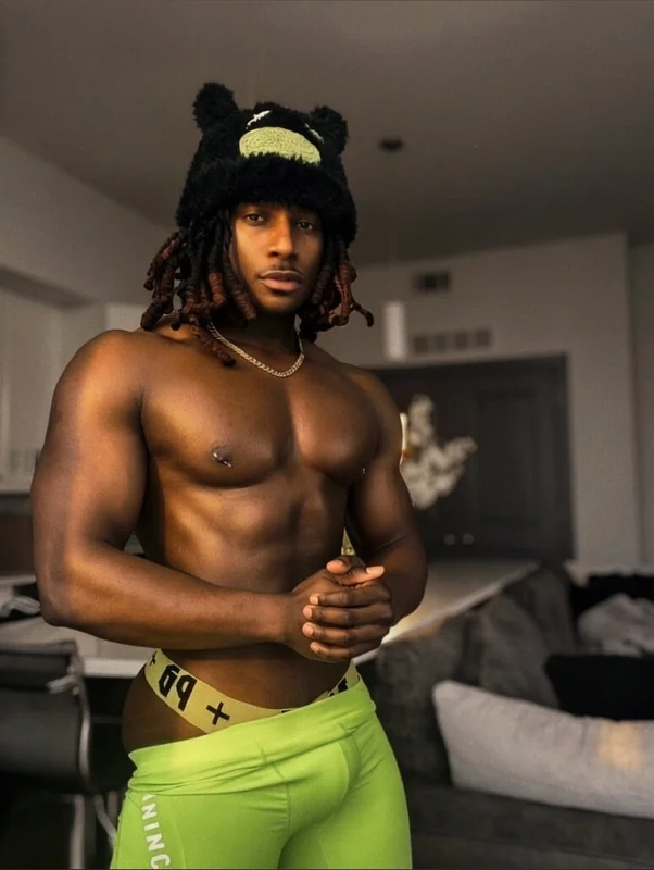 Darkphenexsaga - OnlyFans Creator Profile Picture