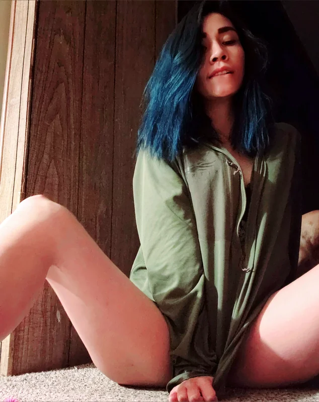 DARKWIFEY OnlyFans dancer with fun energy