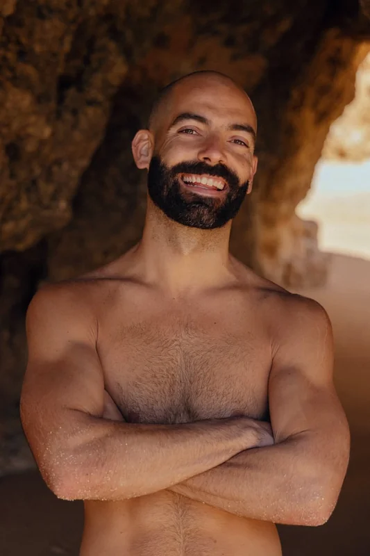 Daronaked OnlyFans creator sharing exclusive content