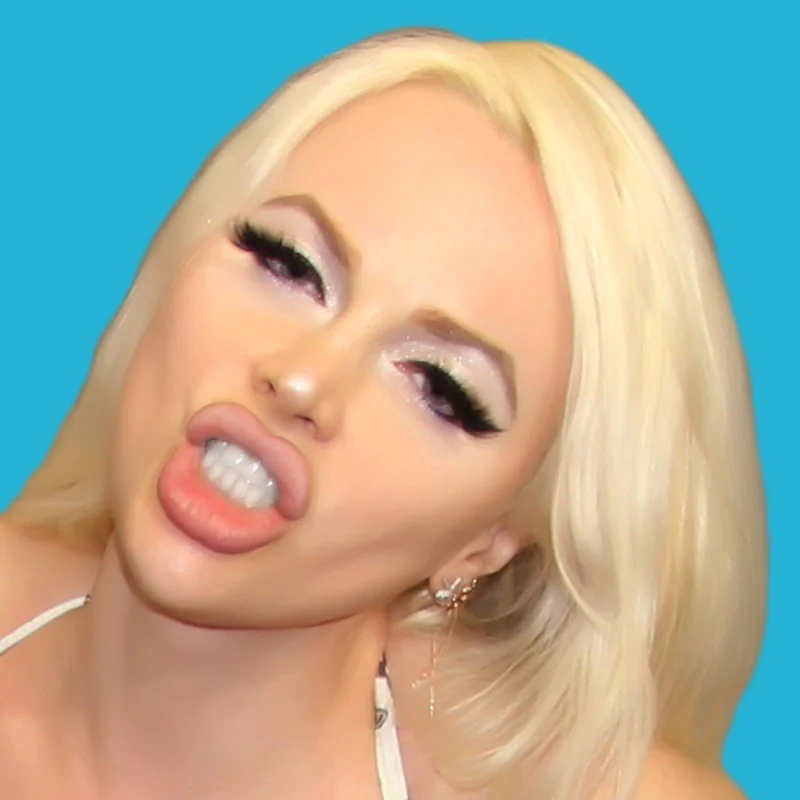 DEALMAS OnlyFans Profile DEALMAS OnlyFans Blonde Creator