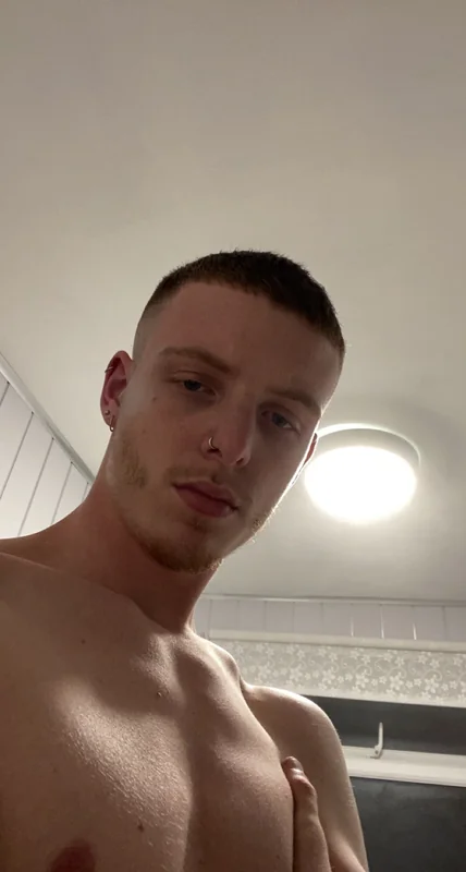 Dec - OnlyFans Creator Profile Picture