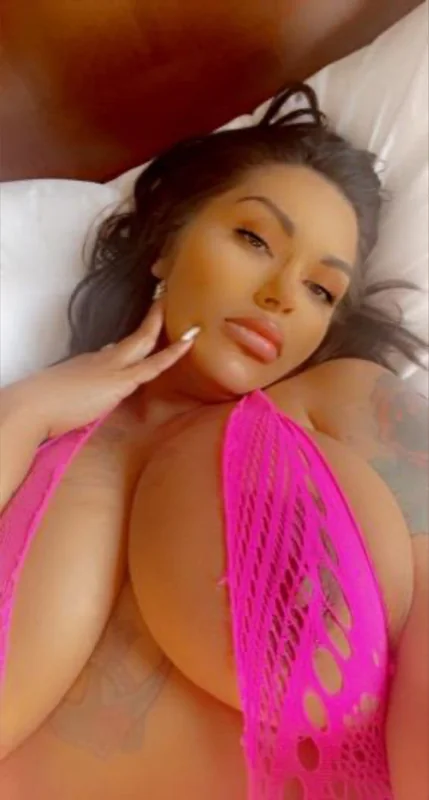 Denice Marie OnlyFans Tattooed Curvy