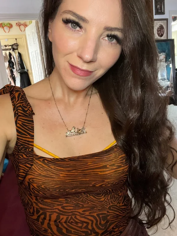 Desertrosecosplay OnlyFans Dallas based cosplayer