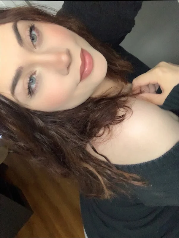 Desi Clara OnlyFans profile