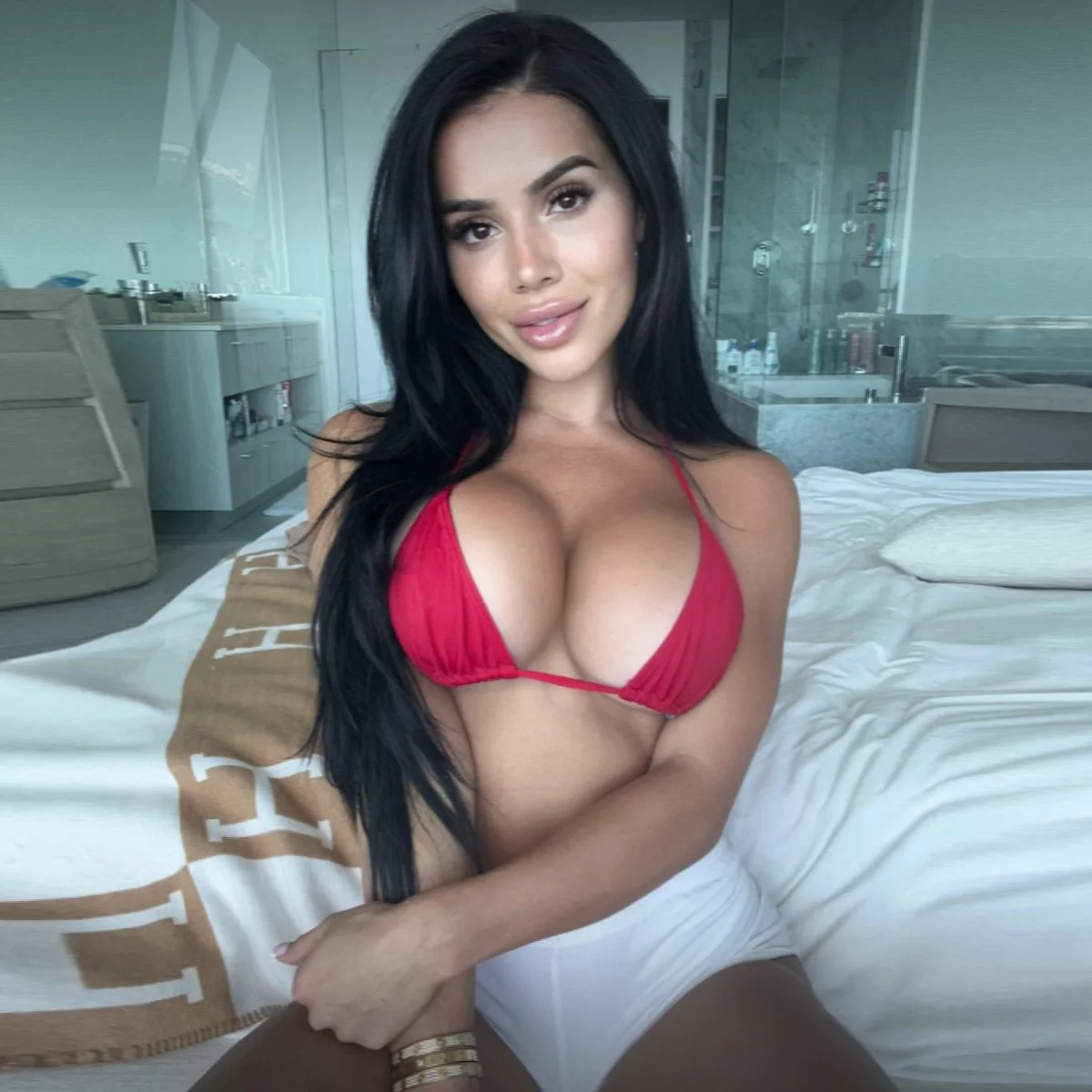 Desiree OnlyFans profile