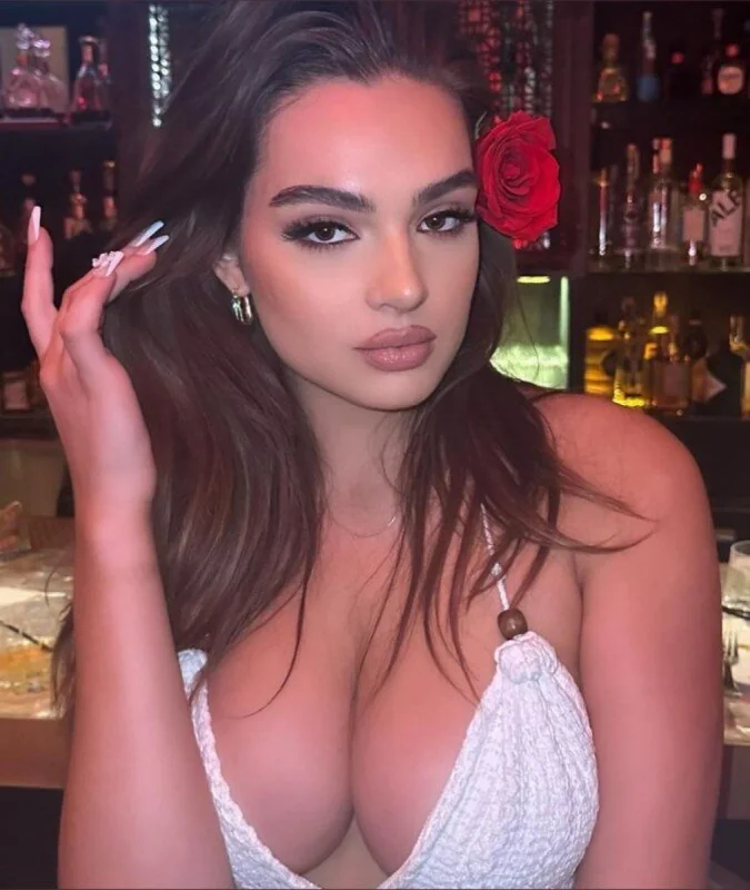 Devin OnlyFans Profile Devin OnlyFans girl-next-door