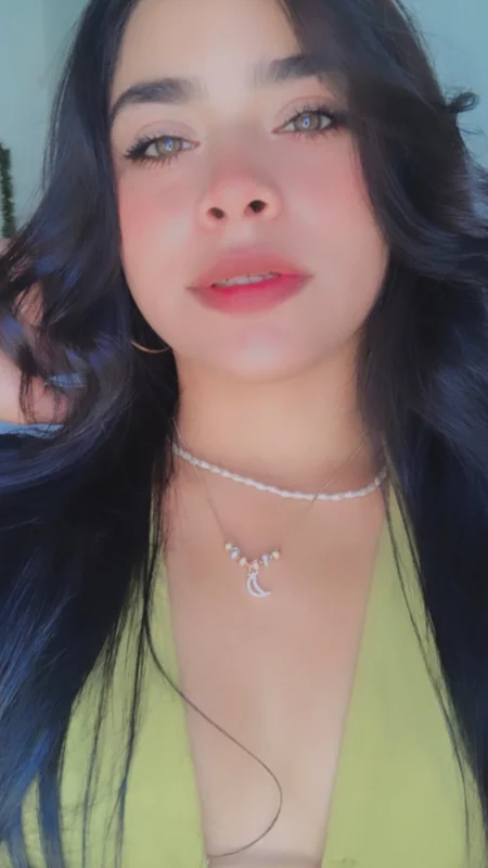 í - OnlyFans Creator Profile Picture