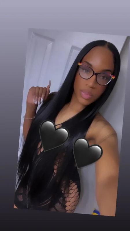 Diamondamminus OnlyFans content creator