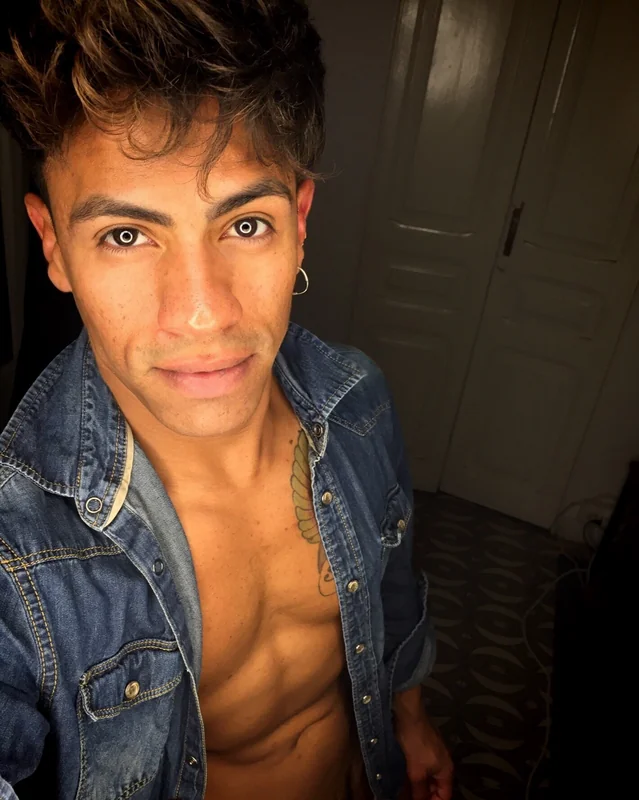 Dick Brow Dancer - OnlyFans Creator Profile Picture