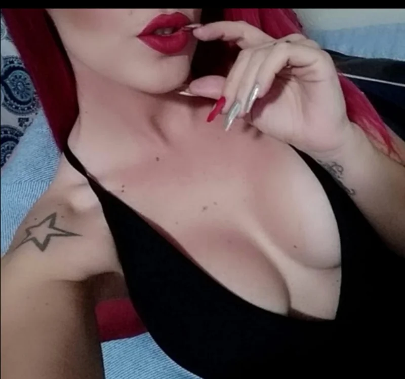 Divavond OnlyFans Profile Image Divavond OnlyFans model with a passion for dance