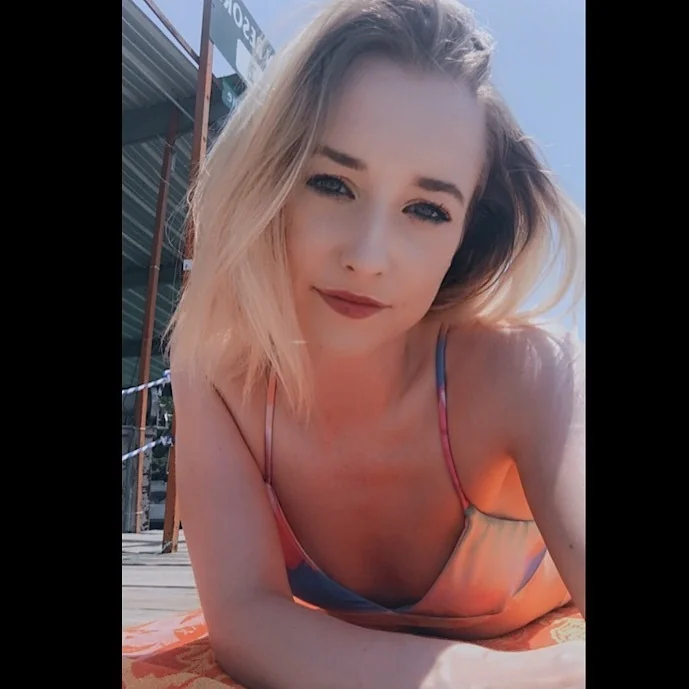 Daisy OnlyFans creator and artist