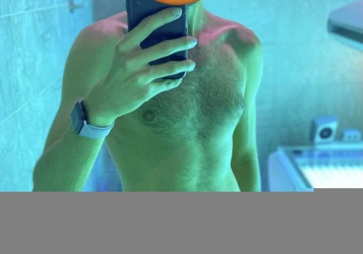 Dlbihung OnlyFans blue-eyed bi guy