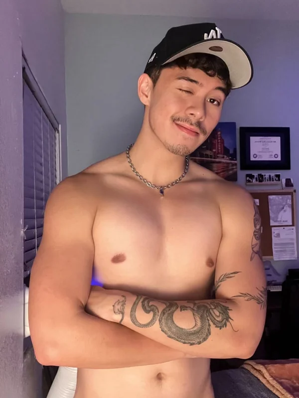 Domwasian on OnlyFans with captivating content