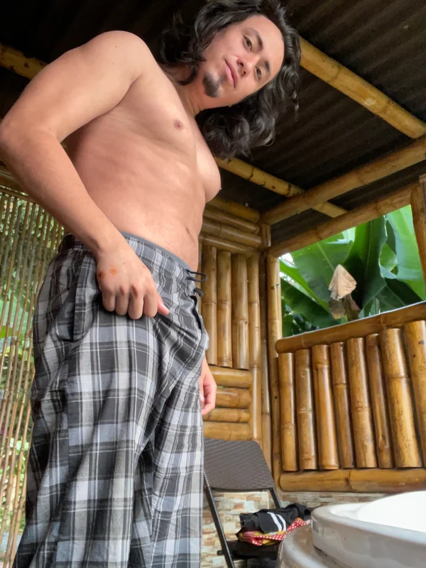 donkeyguy92x OnlyFans male solo creator