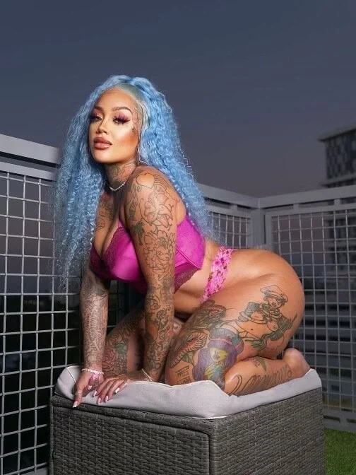 Donnadadondada OnlyFans Profile Donnadadondada OnlyFans Curvy Creator