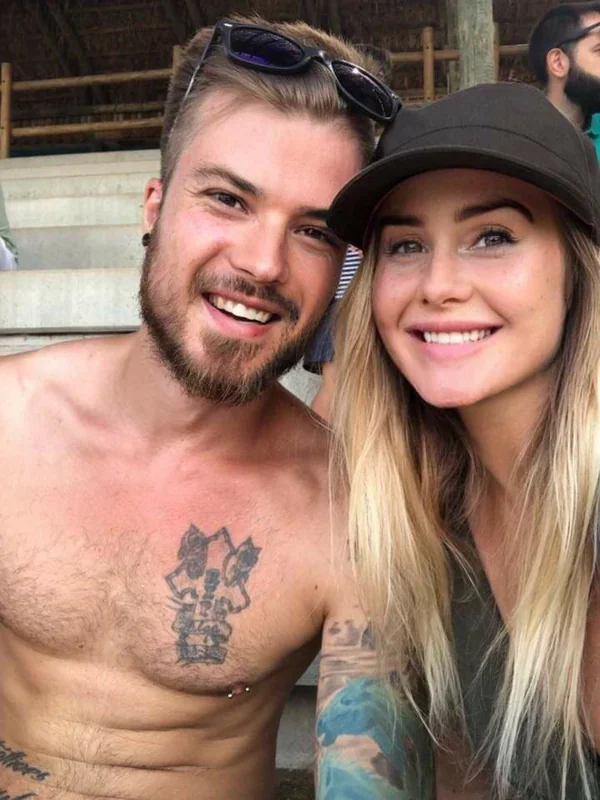 NAUGHTY STEPSIBLINGS OnlyFans explicit content