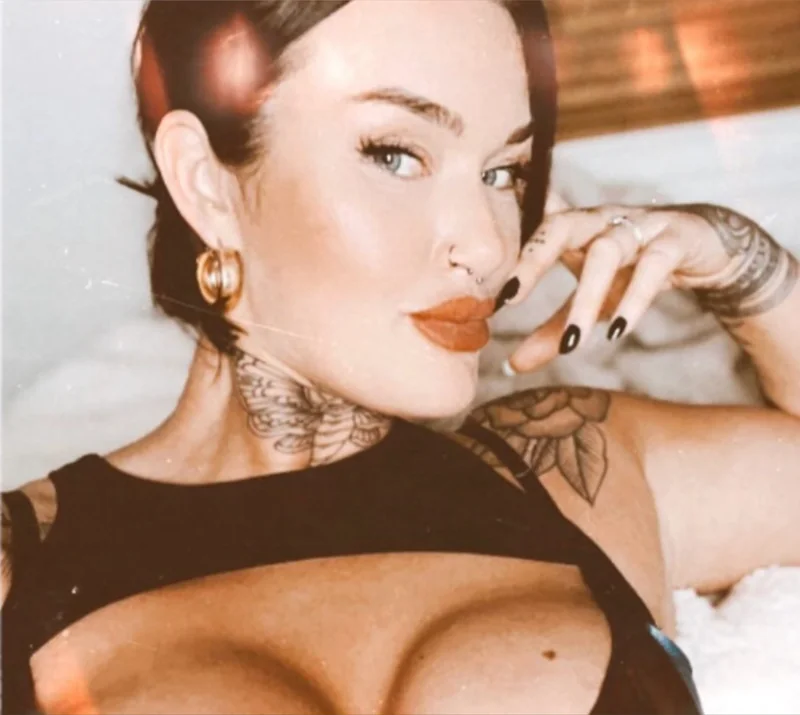 Dropdeadmads OnlyFans British Milf