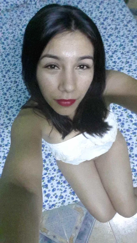 Dulce2024 OnlyFans Profile Image Dulce2024 OnlyFans with big ass and curvy figure