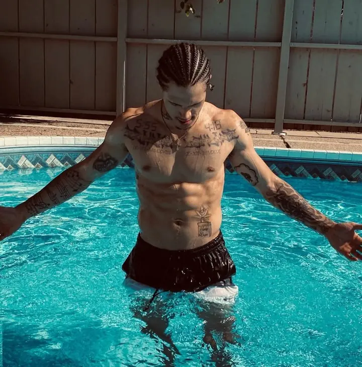 Dwill0120 OnlyFans Profile Image Dwill0120 OnlyFans athletic tattooed creator