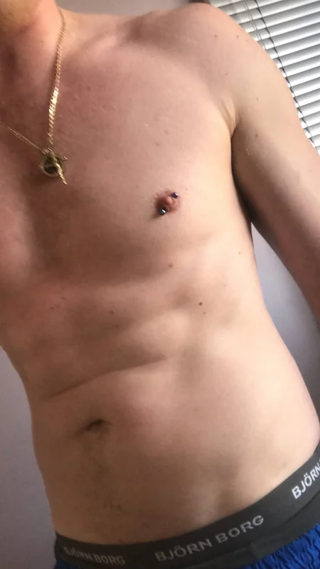 Dyno37free OnlyFans Profile Dyno37free OnlyFans slim pierced male creator