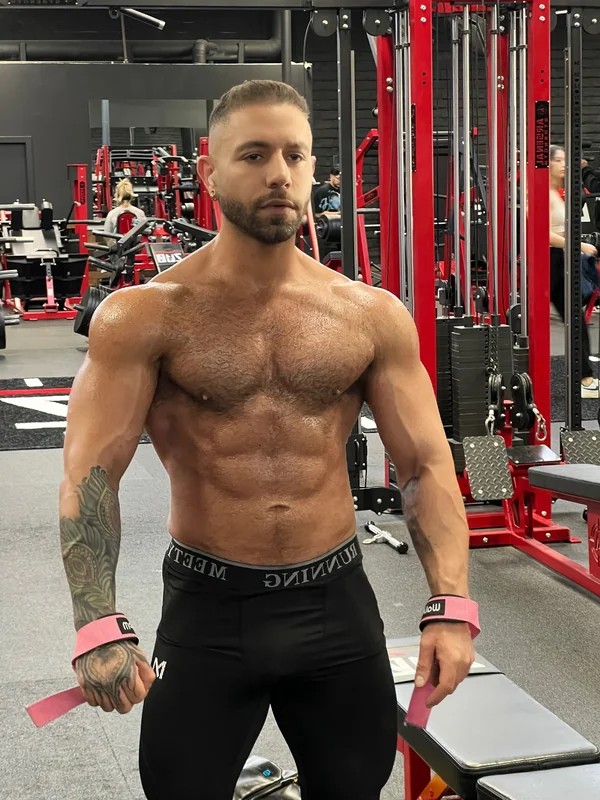 Eddy CeeTee OnlyFans tattooed muscled boy