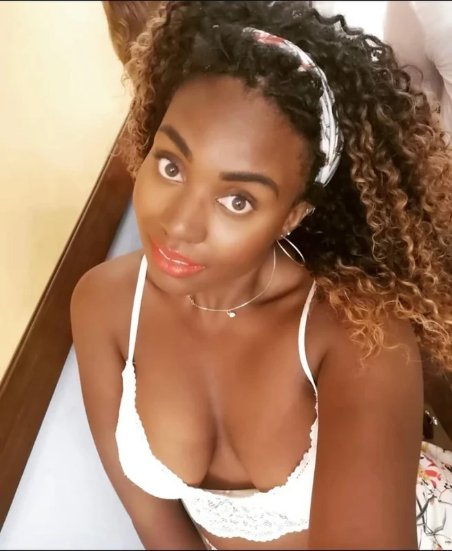 Xocolatexpeso OnlyFans Content Xocolatexpeso OnlyFans creator with exclusive content