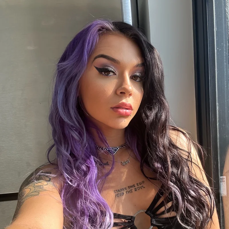 Elayna Black OnlyFans creator with captivating content.